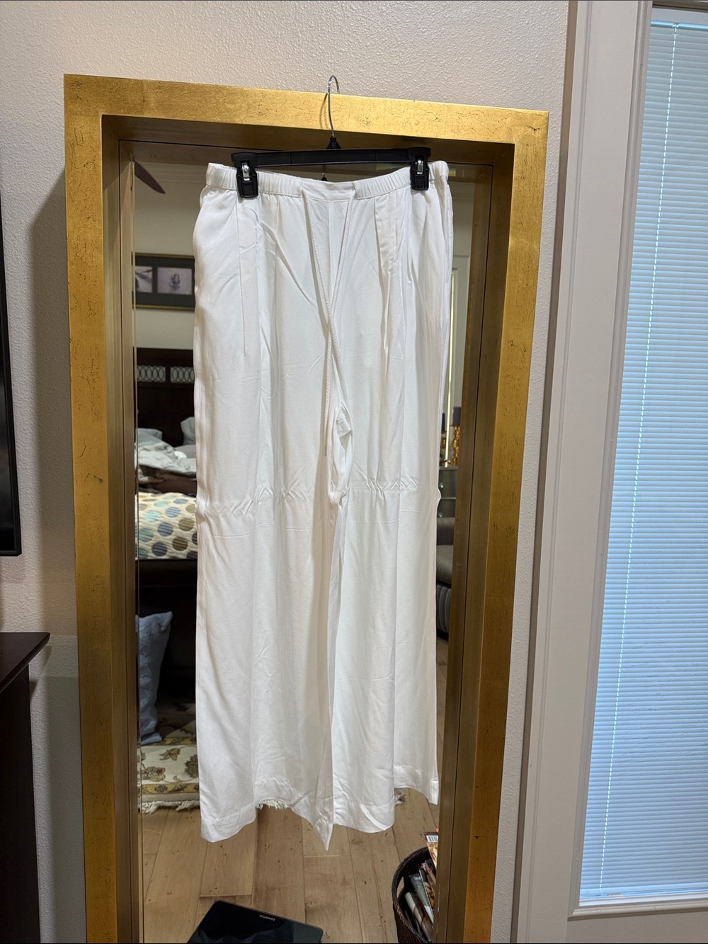 CALIA by Carrie Underwood White Wide Leg Pants